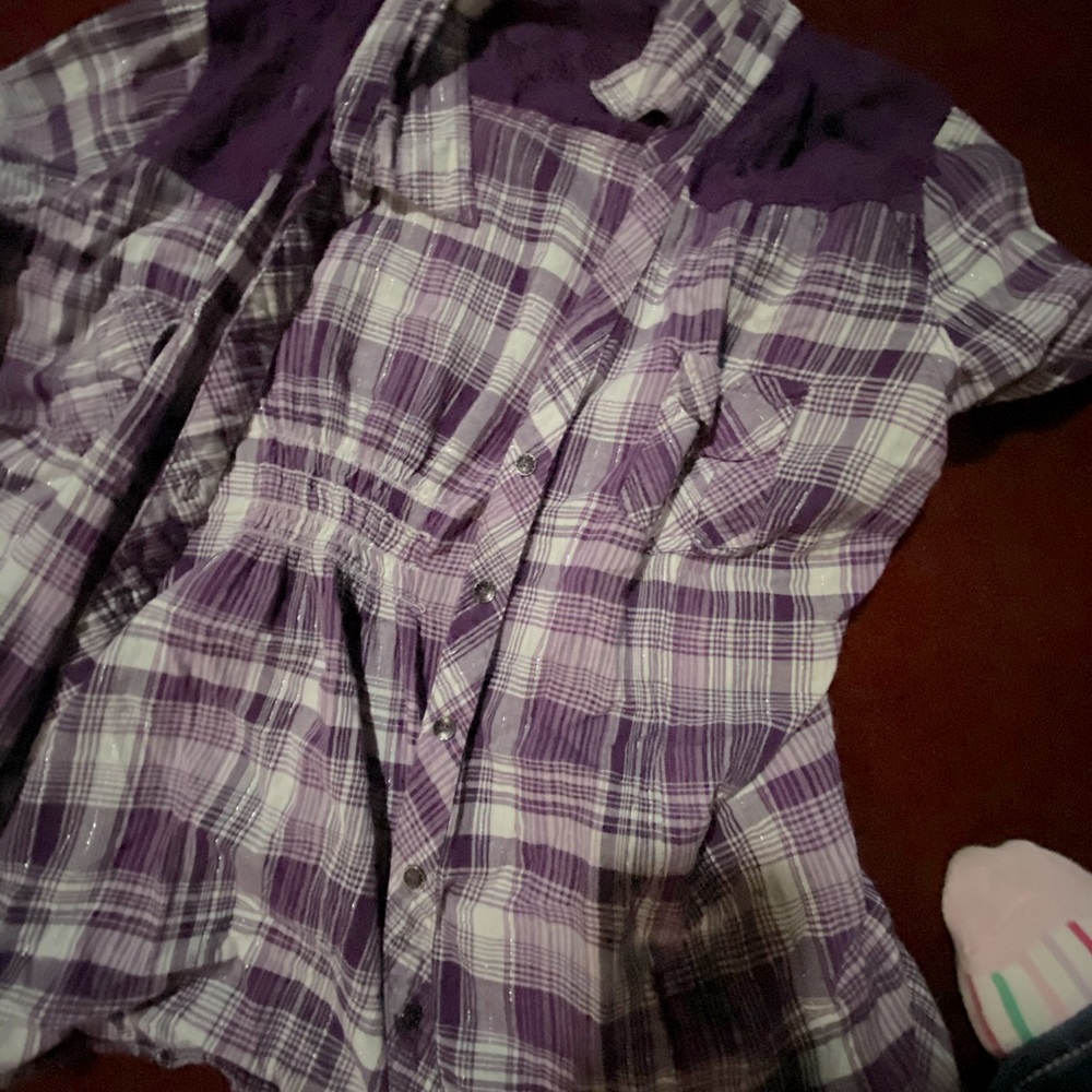 4/25$ 1/2 sleeve button up top from maurices